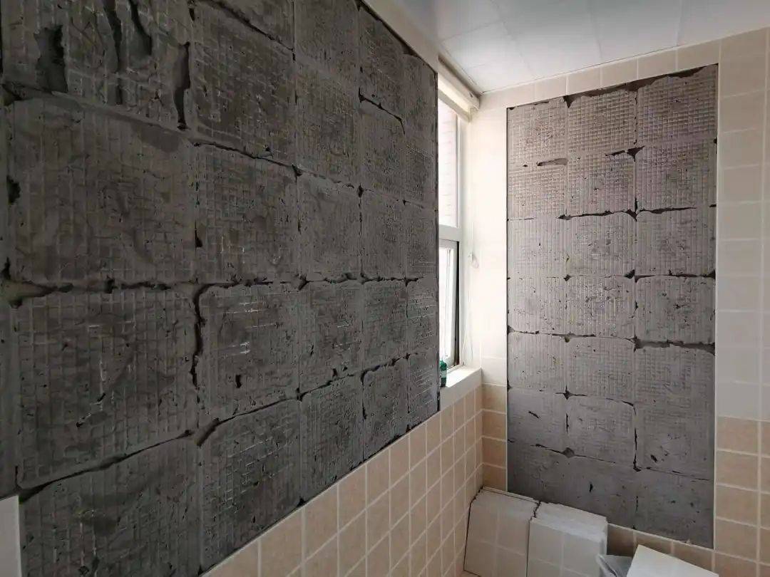 墙砖脱落最简单的修补方法图片大全视频(墙砖脱落最简单的修补方法图片大全视频教程)